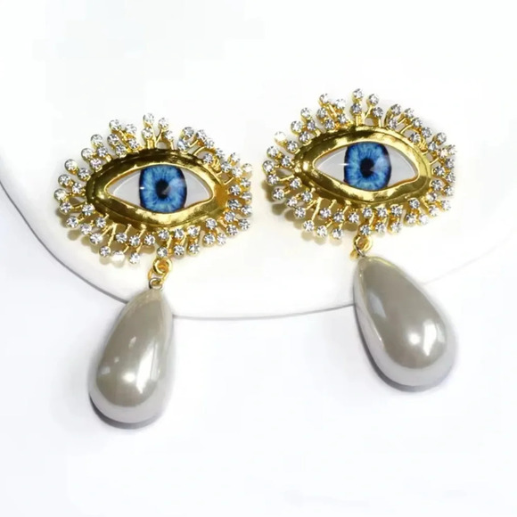 Baroque Guardian Tear Magic Eyes Crystal Pearl Earrings - Picture 2 of 6